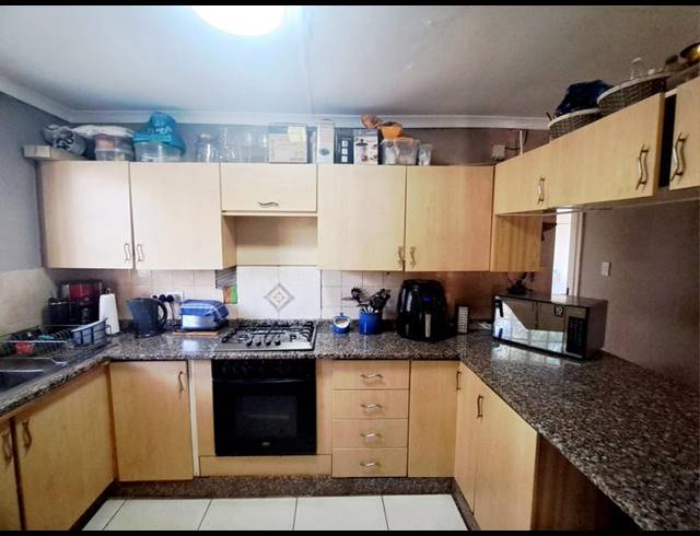 4 BEDROOM PROPERTY TO RENT IN HEUWELOORD